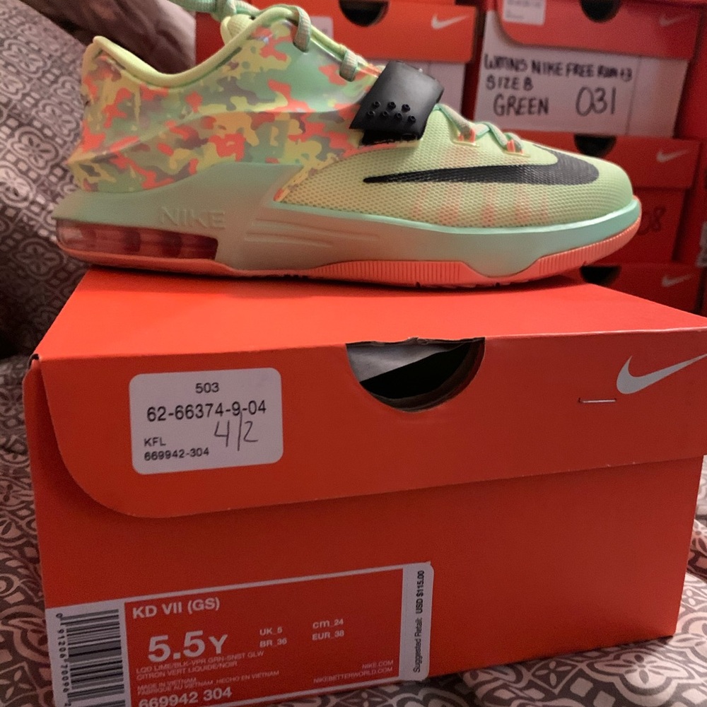 Grade School Nike